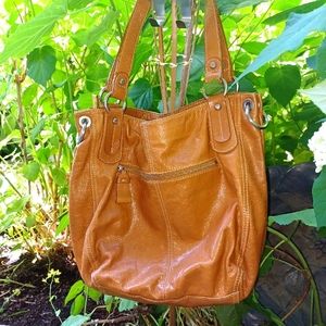 Gillivo Design Studio Leather Bag